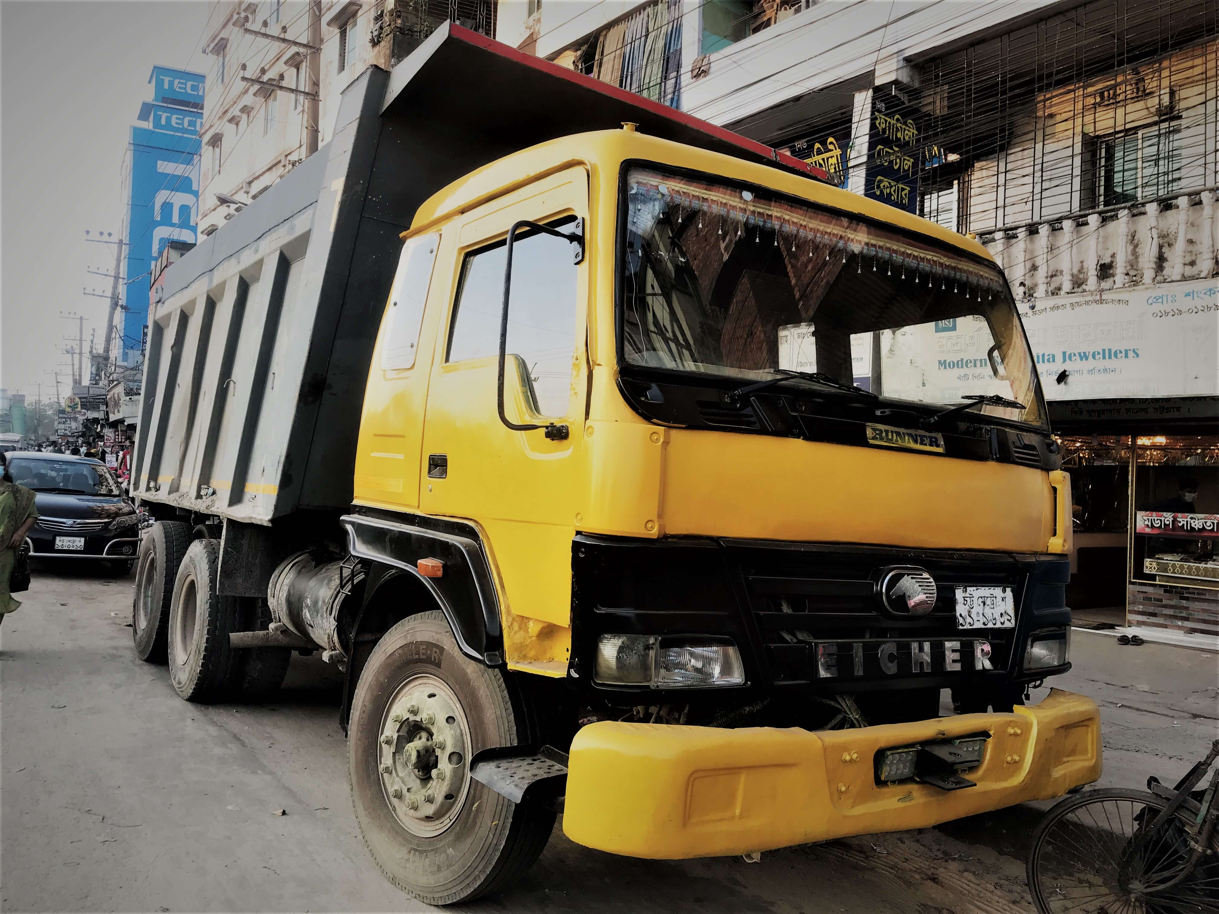 small image of yanmar c50 EICHER Dump Truck swivel
